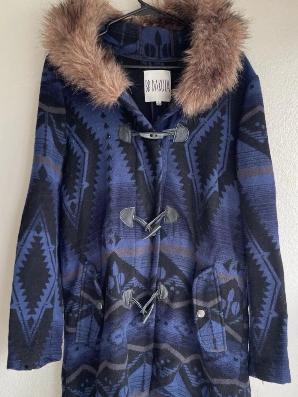 BB Dakota Women’s Sz L Long Aztec Blue Black Coat Blend Travel Wool Blend